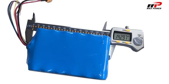 22.2V 25Ah 21700 লিথিয়াম আয়ন ব্যাটারি প্যাক